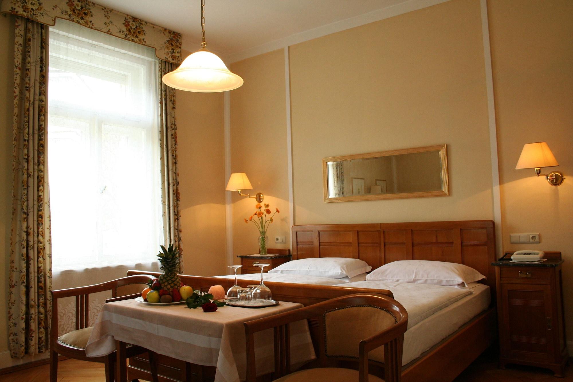 Hotel Villa Westend Merano Phòng bức ảnh